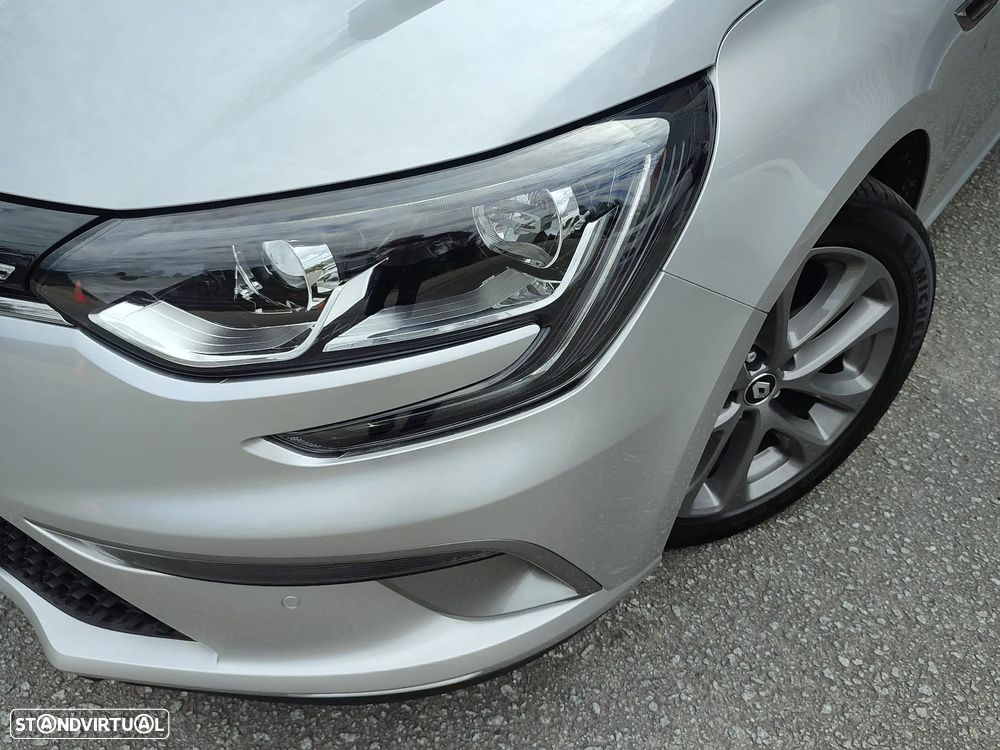Renault Mégane Sport Tourer 1.5 dCi GT Line - 31