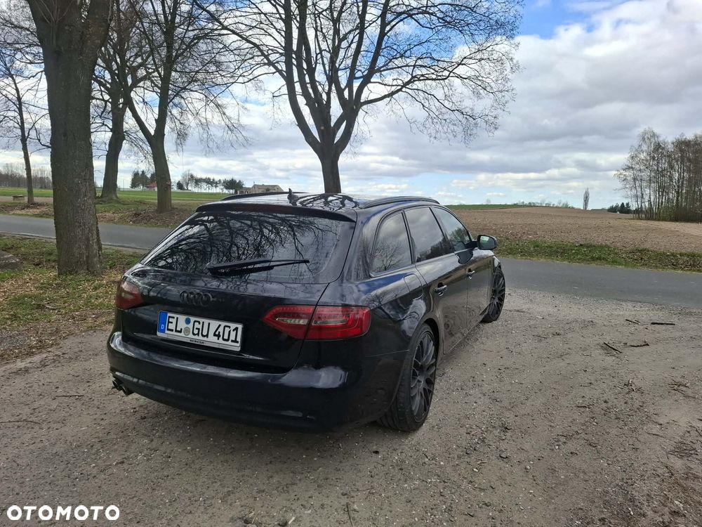 Audi A4 Avant - 13