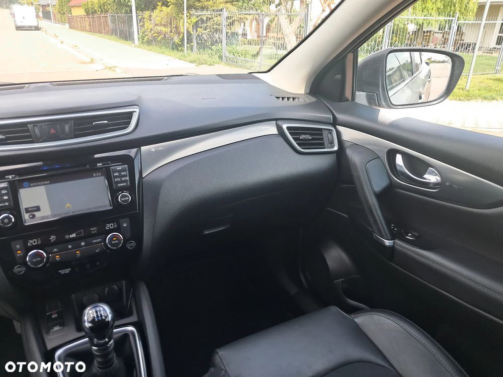 Nissan Qashqai - 17