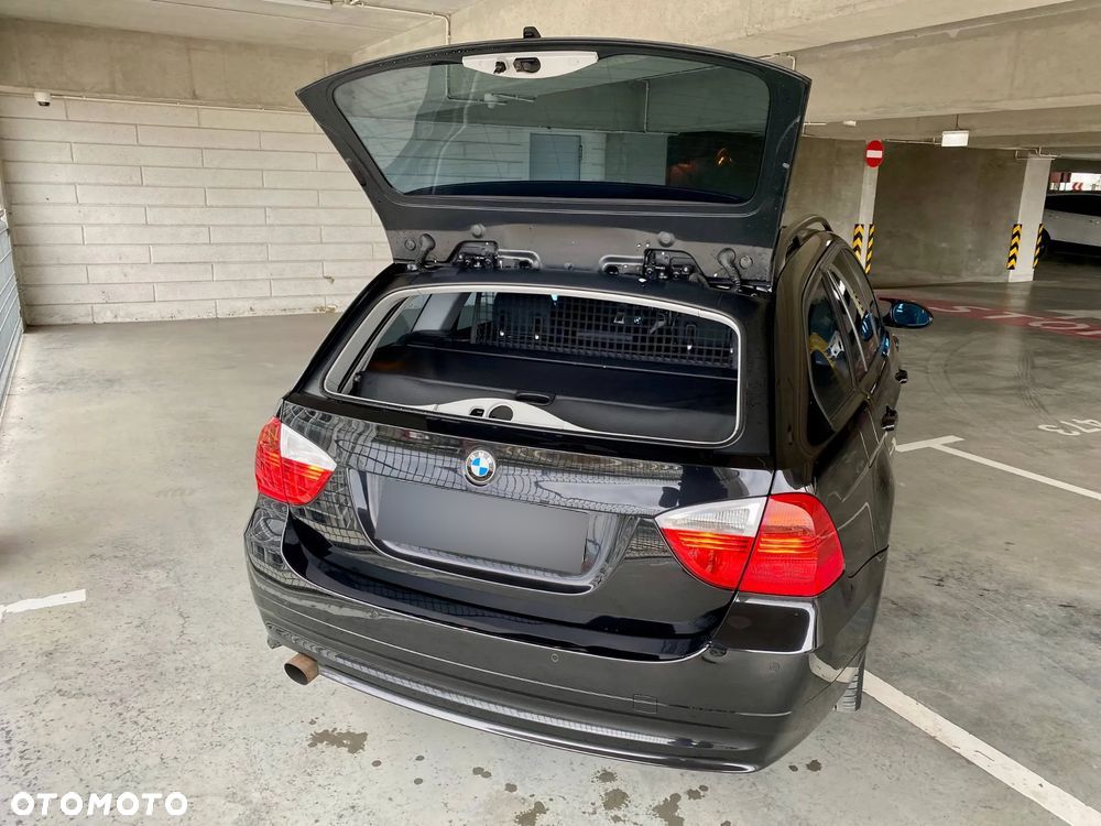 BMW Seria 3 - 10