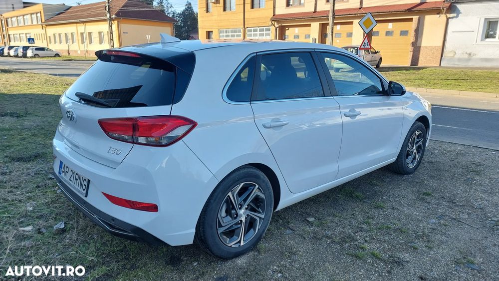 Hyundai i30 1.5 110CP 5DR M/T Highway - 4