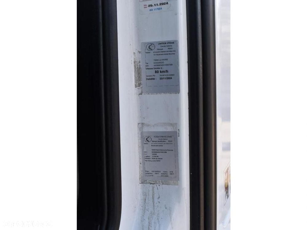 Mercedes-Benz Actros - 24