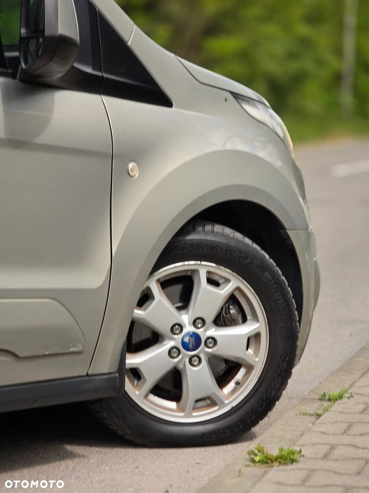 Ford Tourneo Connect 1.5 TDCi Start-Stop Titanium - 36