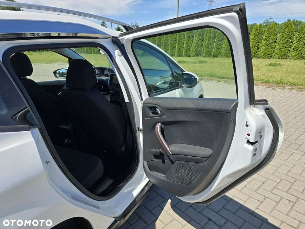 Peugeot 2008 - 22