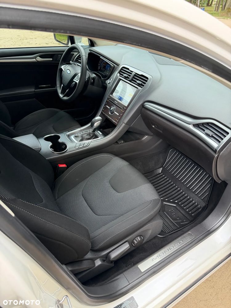 Ford Mondeo 2.0 TDCi Titanium PowerShift - 10