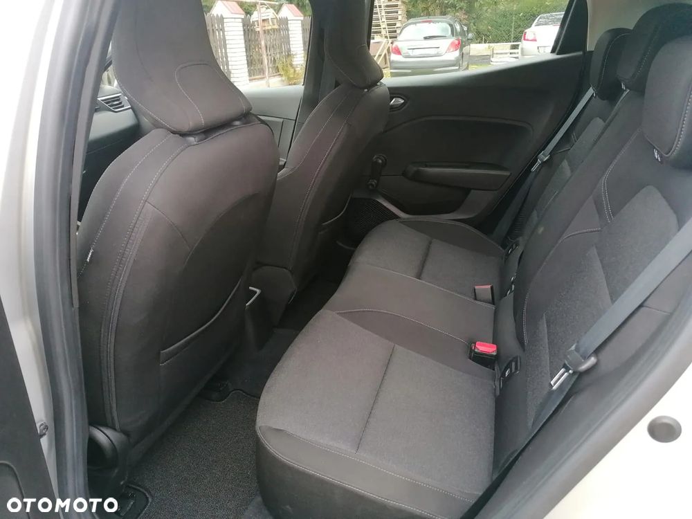 Renault Clio 1.6 E-TECH Zen - 10