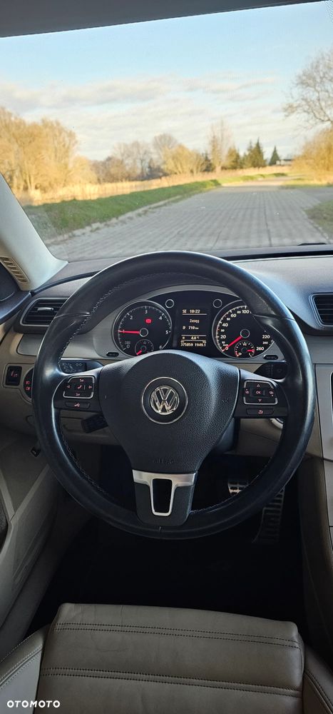 Volkswagen Passat Alltrack 2.0 TDI - 24
