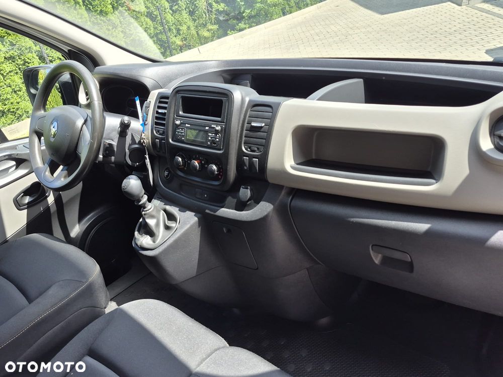 Renault Trafic - 11