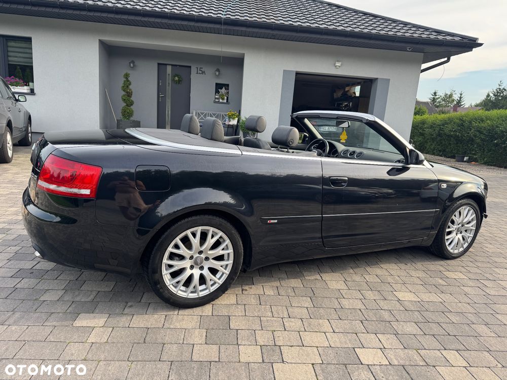 Audi A4 Cabrio 2.0 TDI DPF - 6