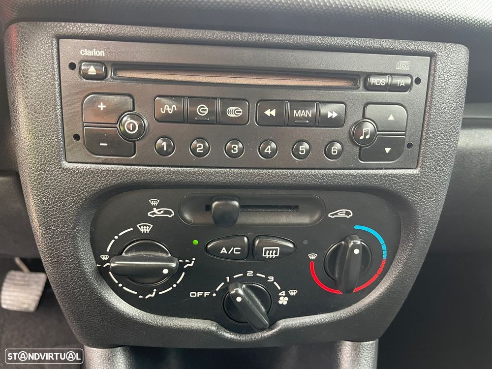 Peugeot 206+ 1.1 Urban - 21
