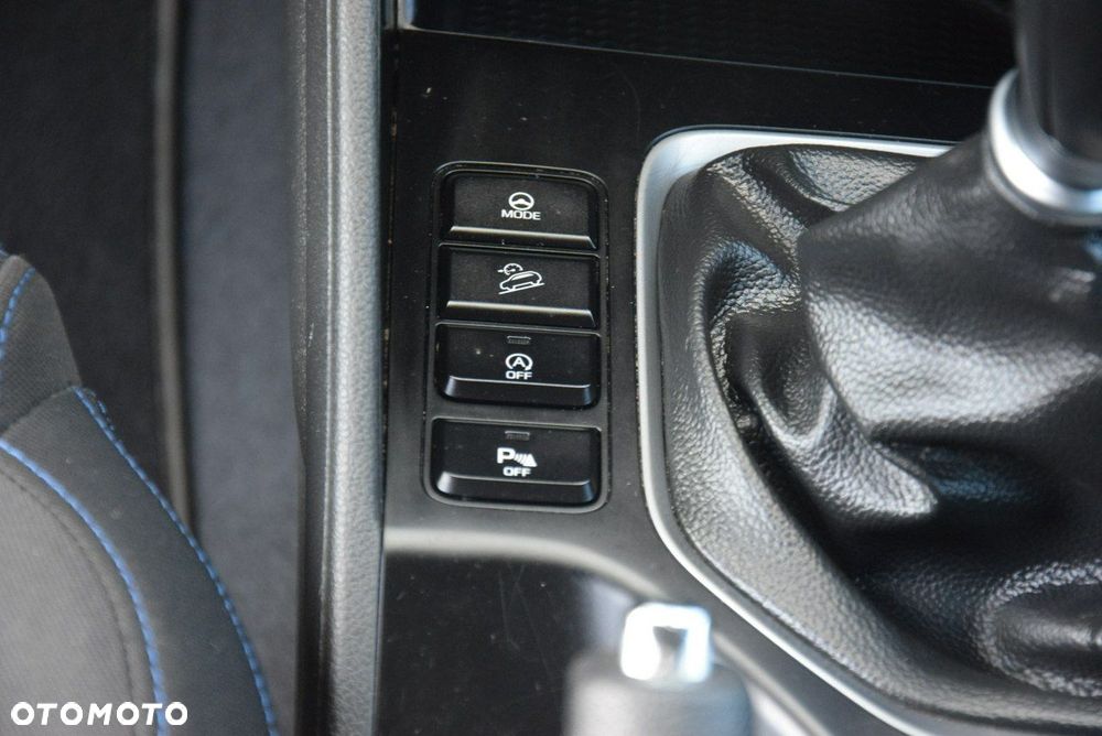 Hyundai Tucson 1.7 CRDI BlueDrive Comfort 2WD - 30