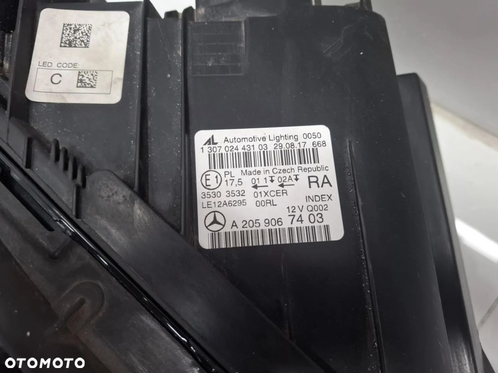 LAMPA PRAWA PRZEDNIA PRZÓD MERCEDES W205 FULL LED HIGH PERFORMANCE ŁADNA - 12