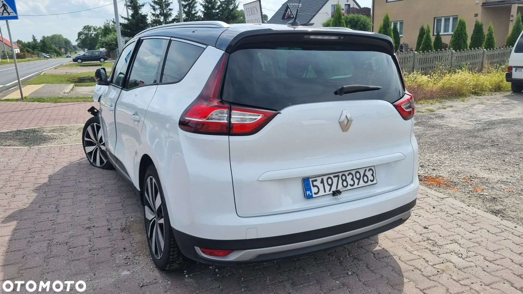 Renault Grand Scenic Gr 1.7 Blue dCi Zen - 8