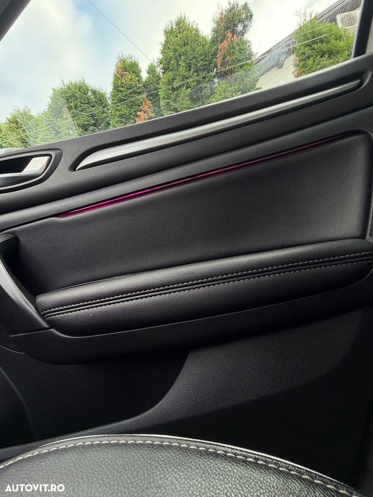 Renault Megane ENERGY dCi 130 BOSE EDITION - 10