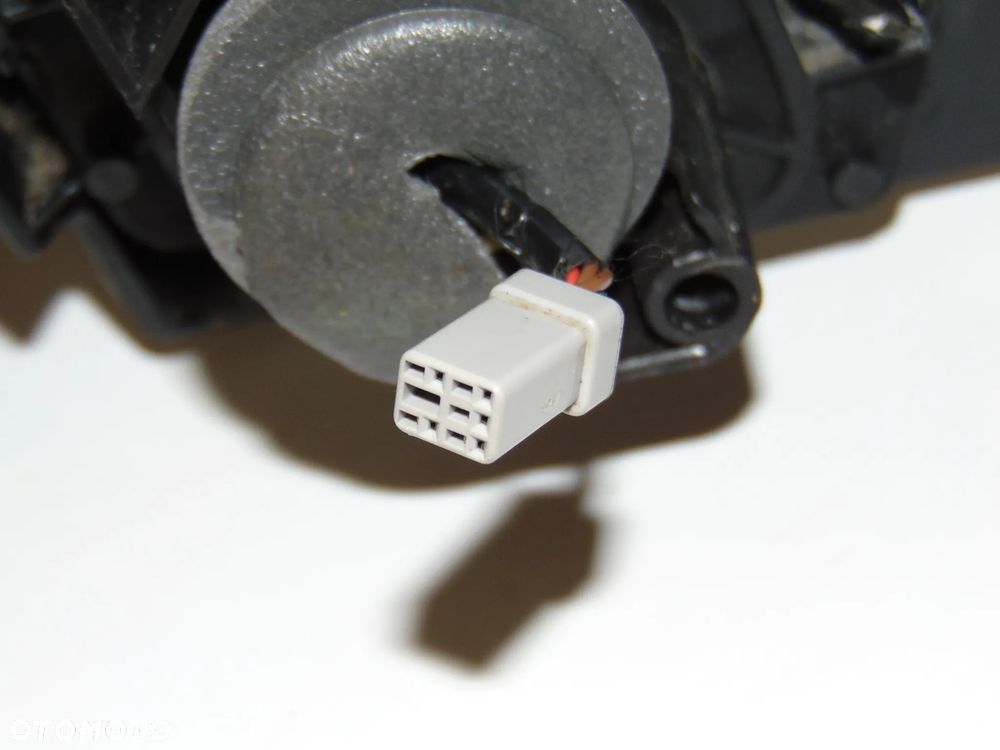 ORYGINALNE lusterko lewe kierowcy Mitsubishi Colt Z30 VI 04-08r - 10