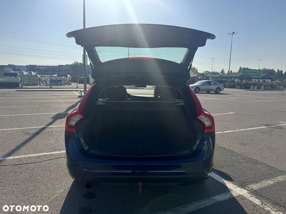 Volvo V60 - 16