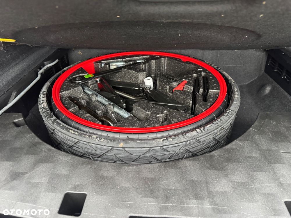 Porsche Cayenne - 27