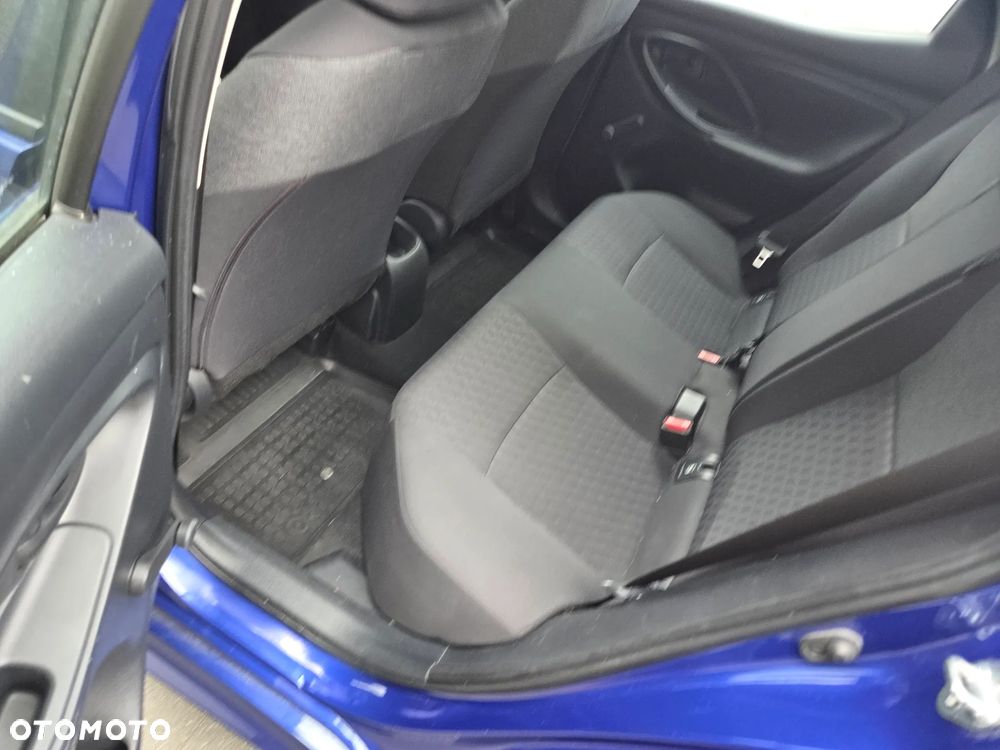 Toyota Yaris 1.5 Comfort - 10
