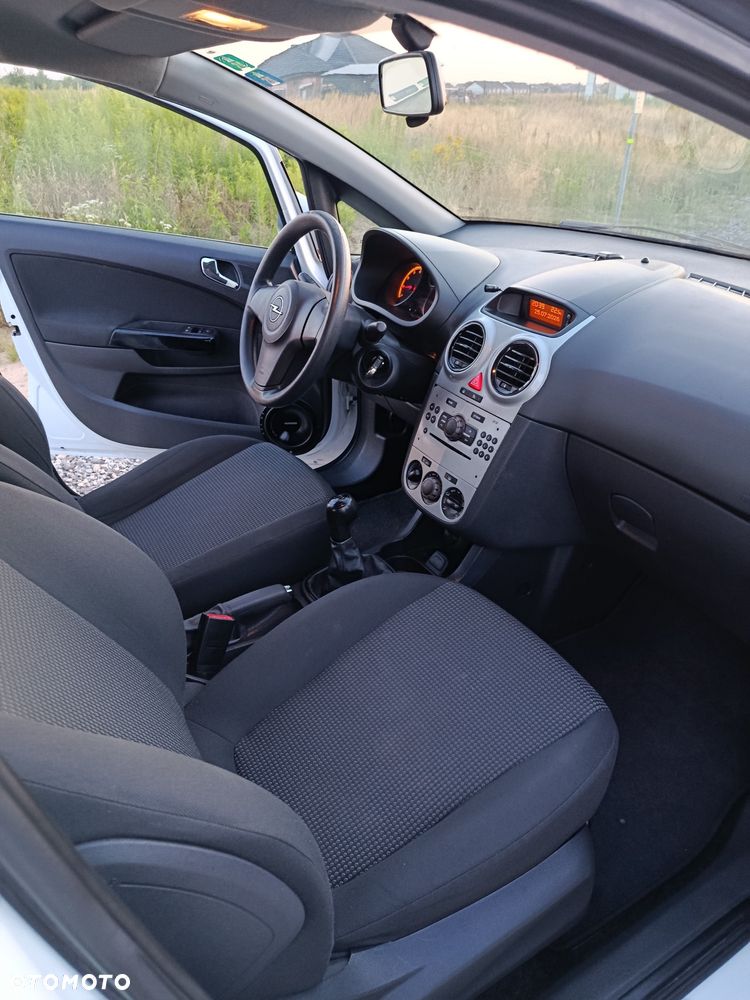 Opel Corsa - 7