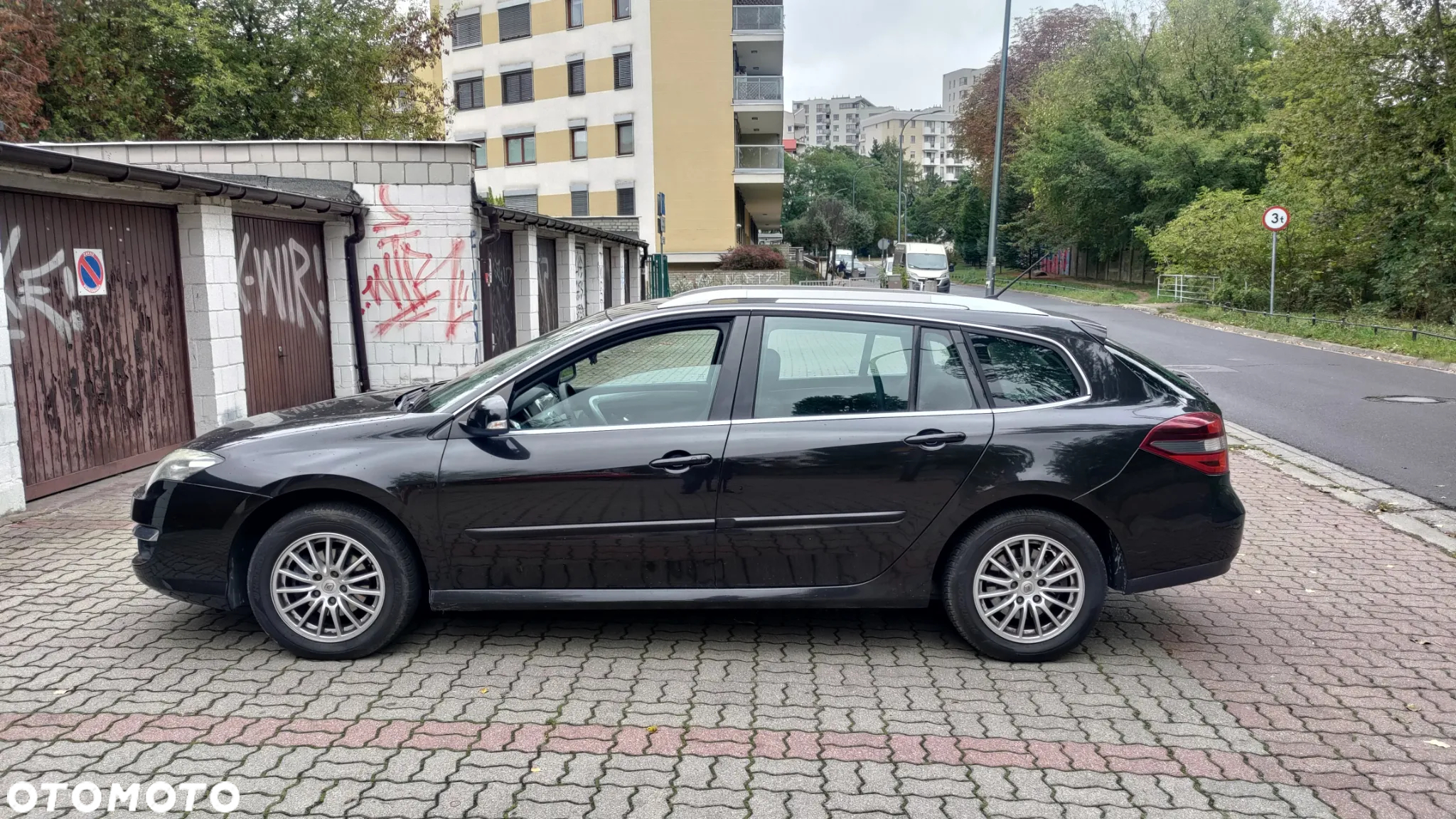 Renault Laguna Grandtour dCi 110 FAP Dynamique - 11