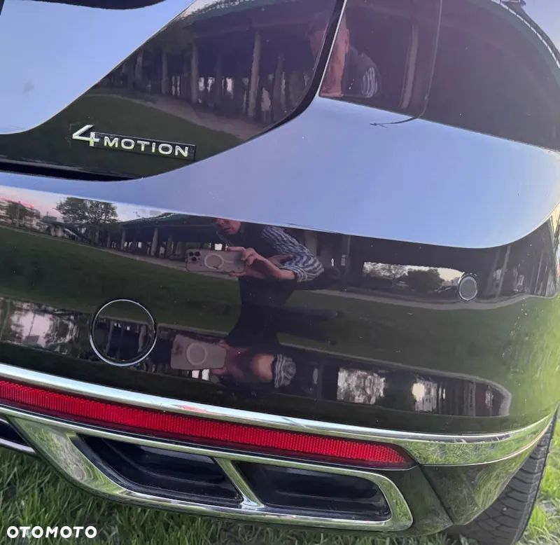 Volkswagen Passat 2.0 TDI SCR DSG 4Motion Elegance - 13