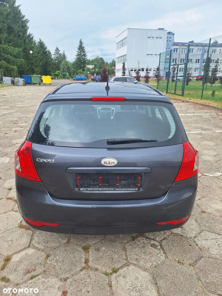 Kia Ceed 1.4 CVVT Spirit - 25