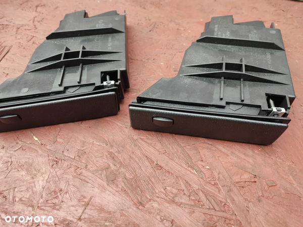 BMW E60 / E60 LCI / E61 / E61 LCI. ORYGINALNE CUP - HOLDERY EUROPA LEWE CZARNA SKÓRA. O NR: 7 063 409 / 9 185 140 OEM. W PEŁNI SPRAWNE.