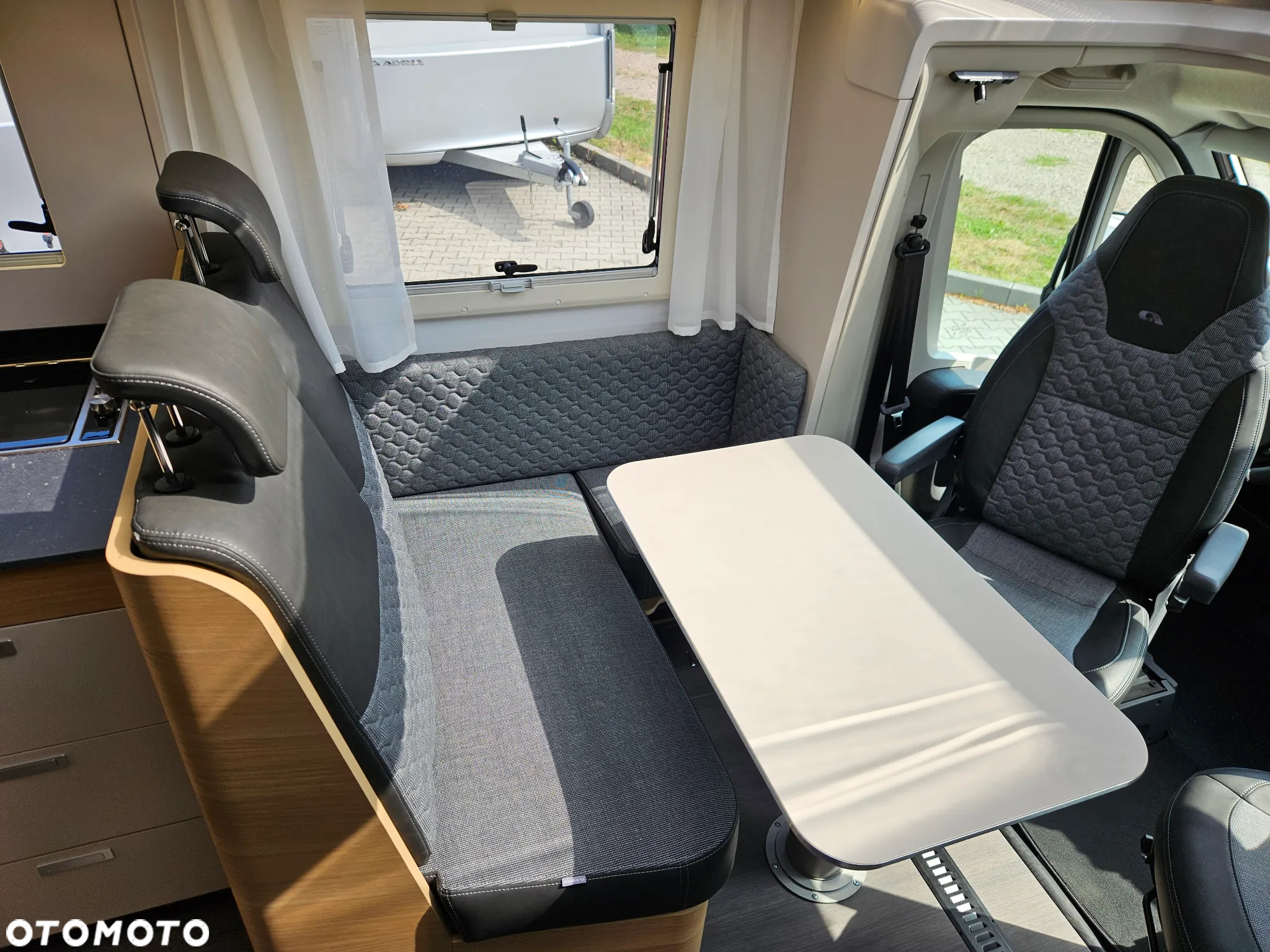Adria Coral Axess 650 SL - 12