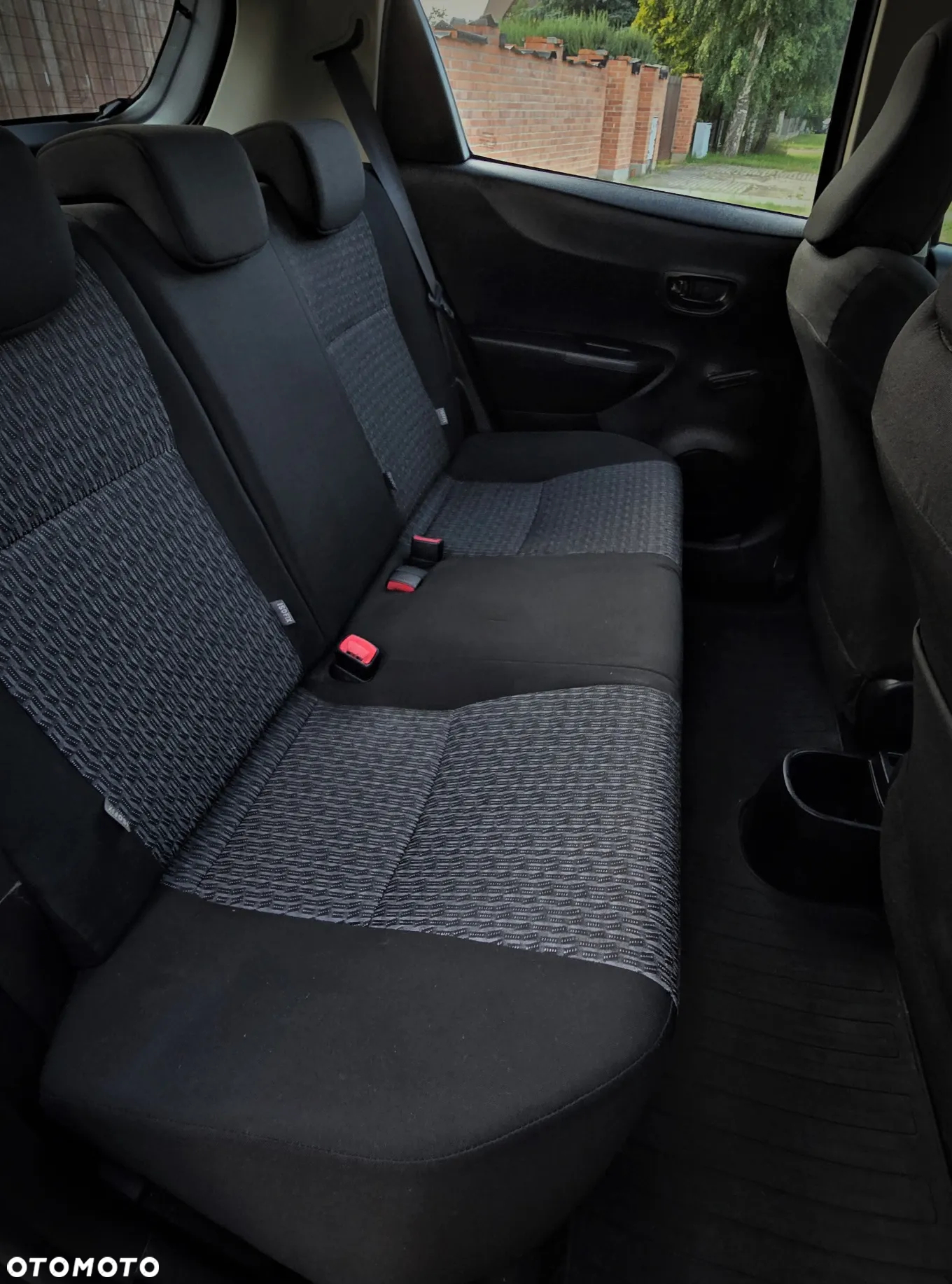 Toyota Yaris 1.0 VVT-i Luna - 17