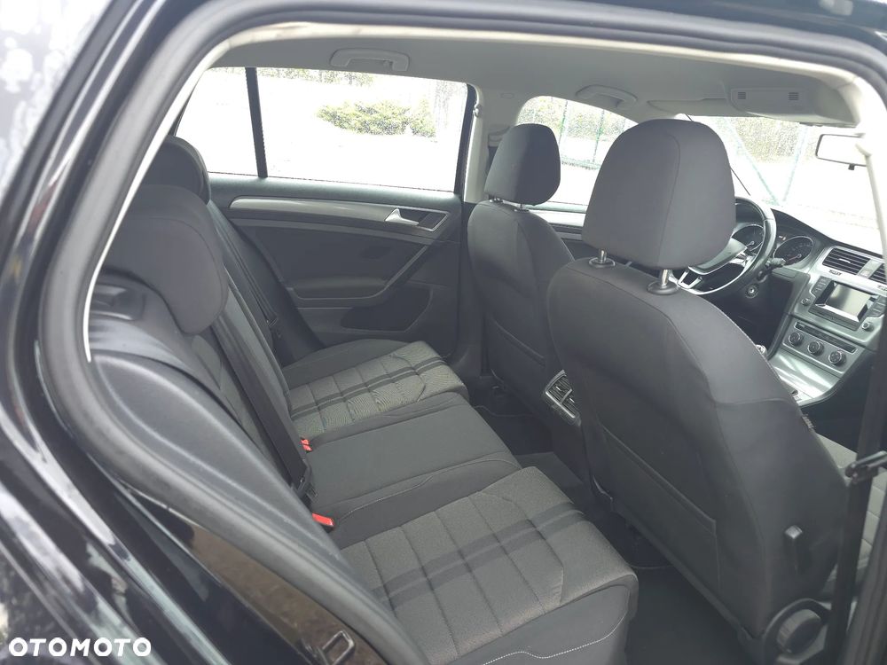 Volkswagen Golf 1.2 TSI BMT Trendline - 13