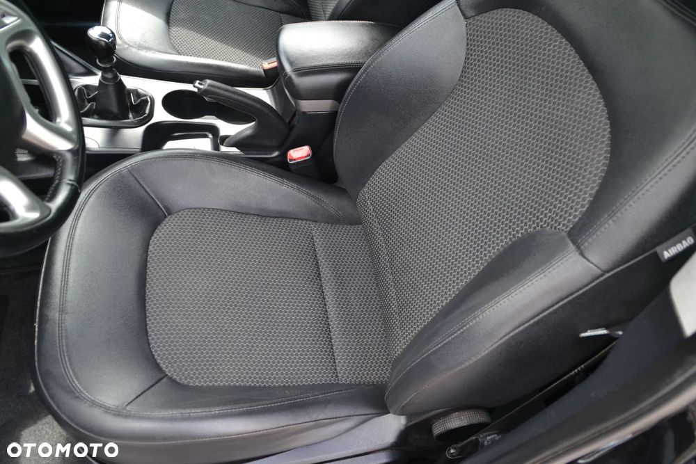 Hyundai ix35 1.6 2WD Comfort - 25