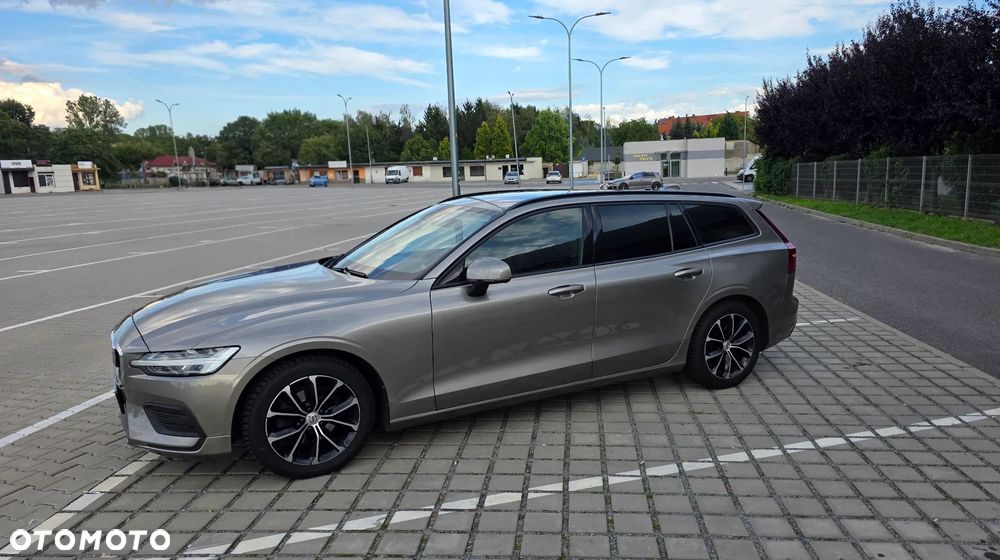Volvo V60 D4 SCR Momentum - 4