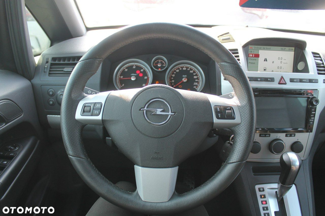 Opel Zafira - 23
