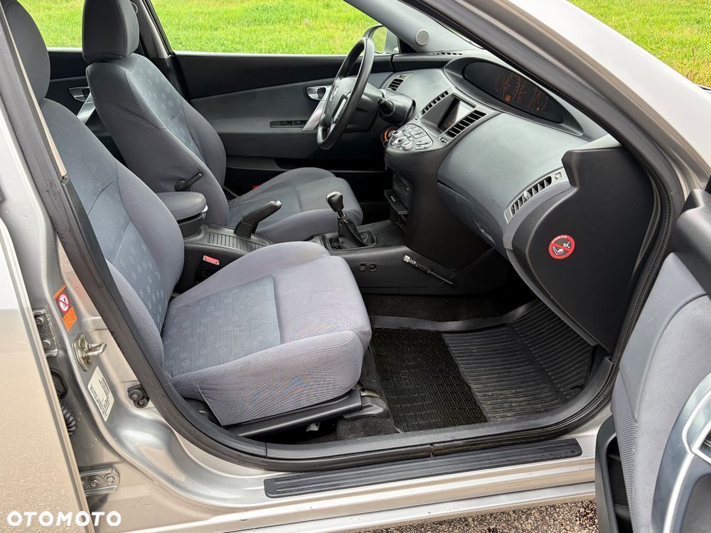 Nissan Primera 1.6 Visia - 22