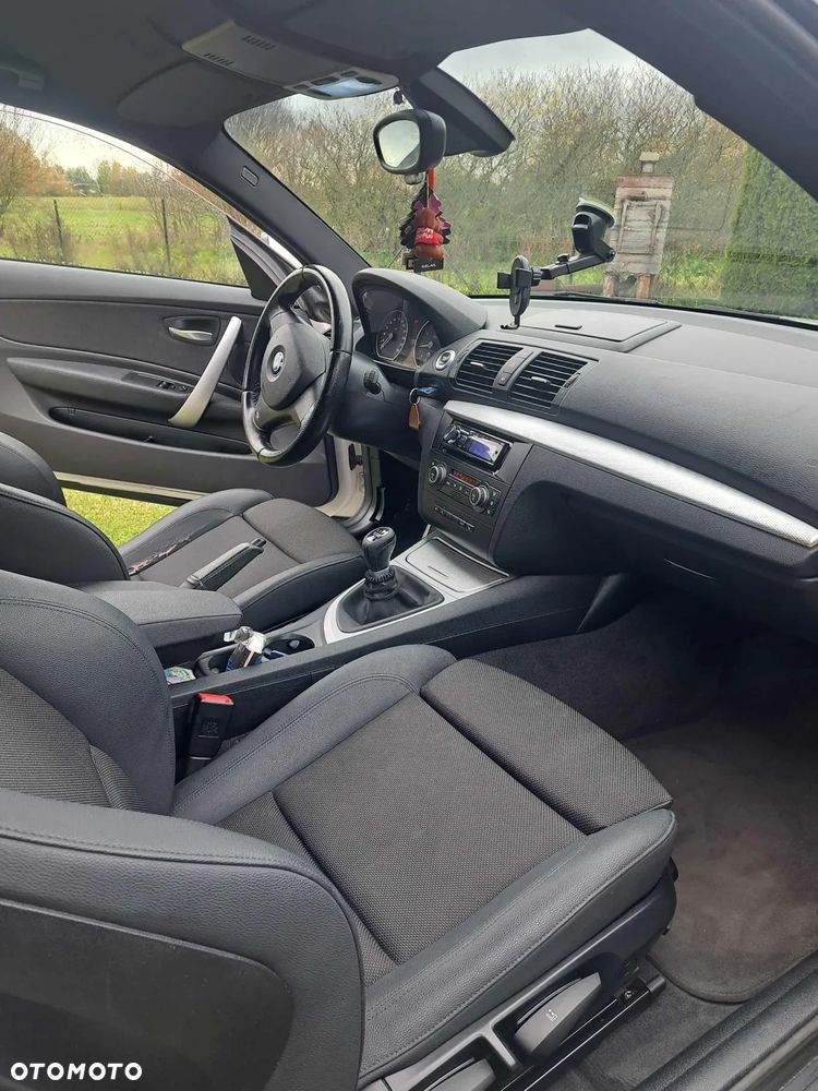 BMW Seria 1 118i - 18