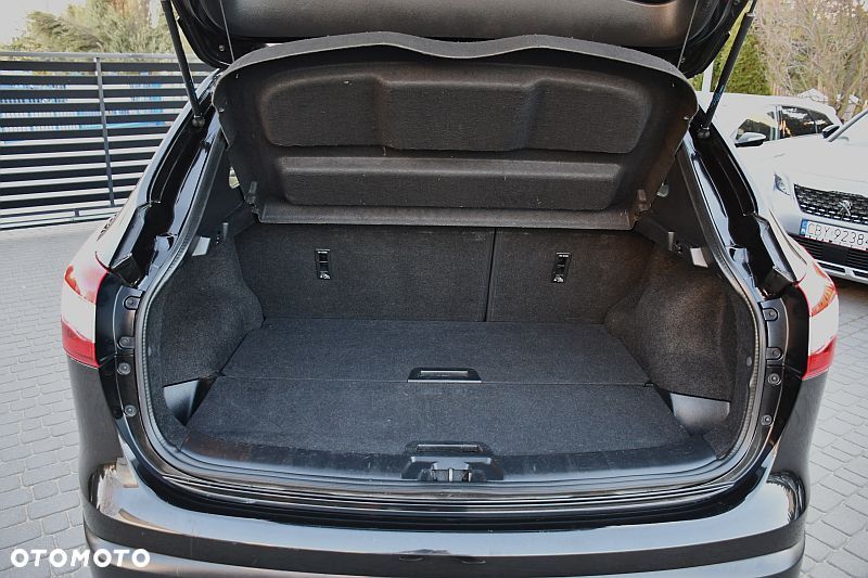 Nissan Qashqai 1.6 dCi Xtronic TEKNA+ - 25