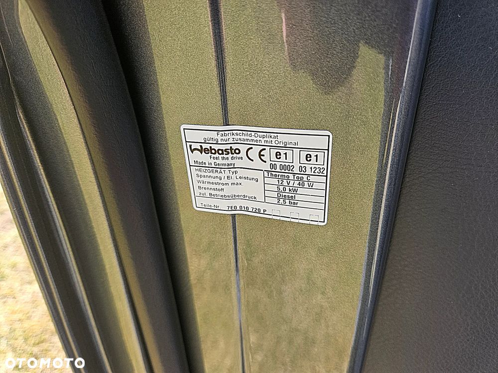 Volkswagen Multivan - 37