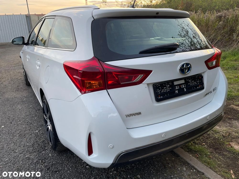 Toyota Auris 1.8 HSD Prestige NAVI - 5