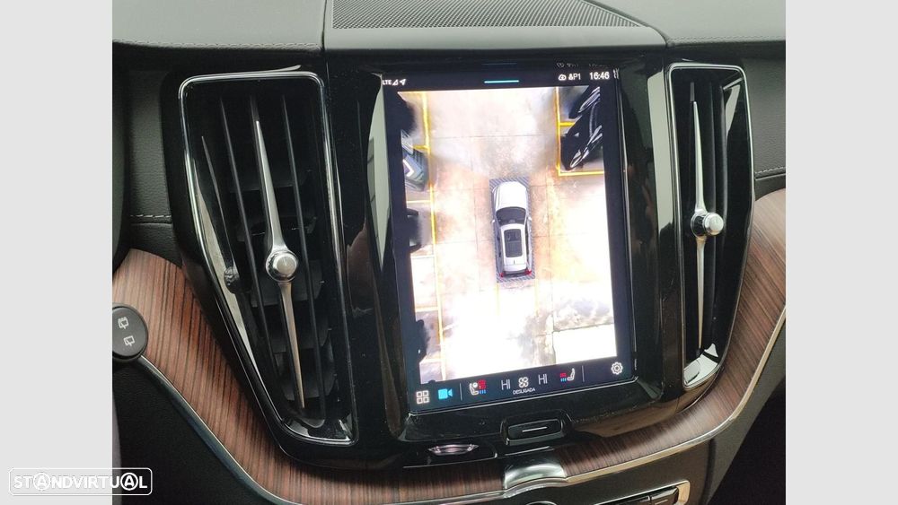 Volvo XC 60 2.0 T6 PHEV Ultimate Bright AWD - 19