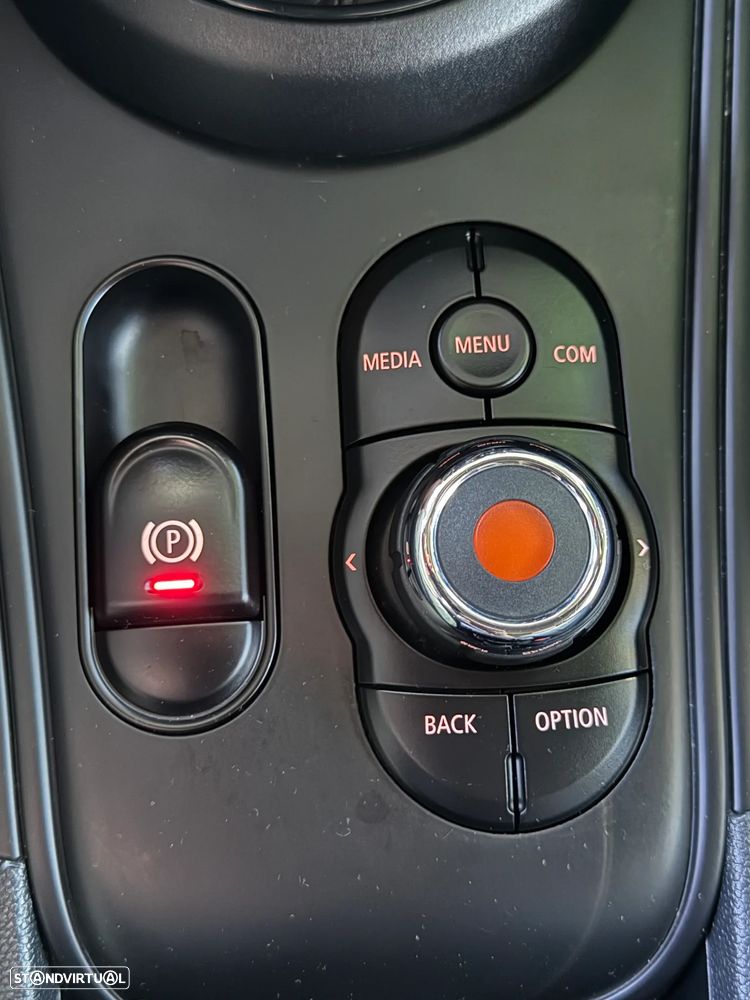 MINI Countryman One D Sport Edition - 38