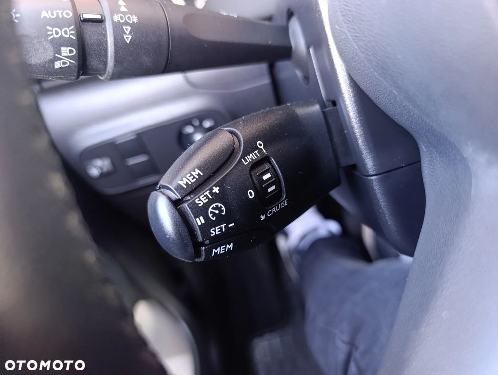 Citroën C3 1.2 PureTech Shine - 30