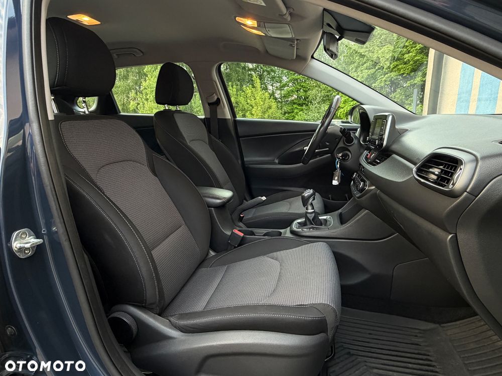 Hyundai i30 1.4 Comfort - 9