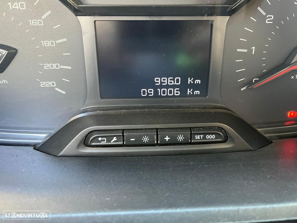 Peugeot Partner - 17