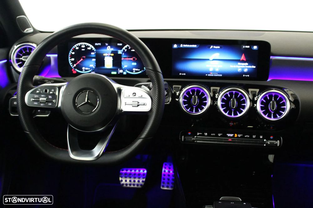 Mercedes-Benz A 250 e AMG Line - 8