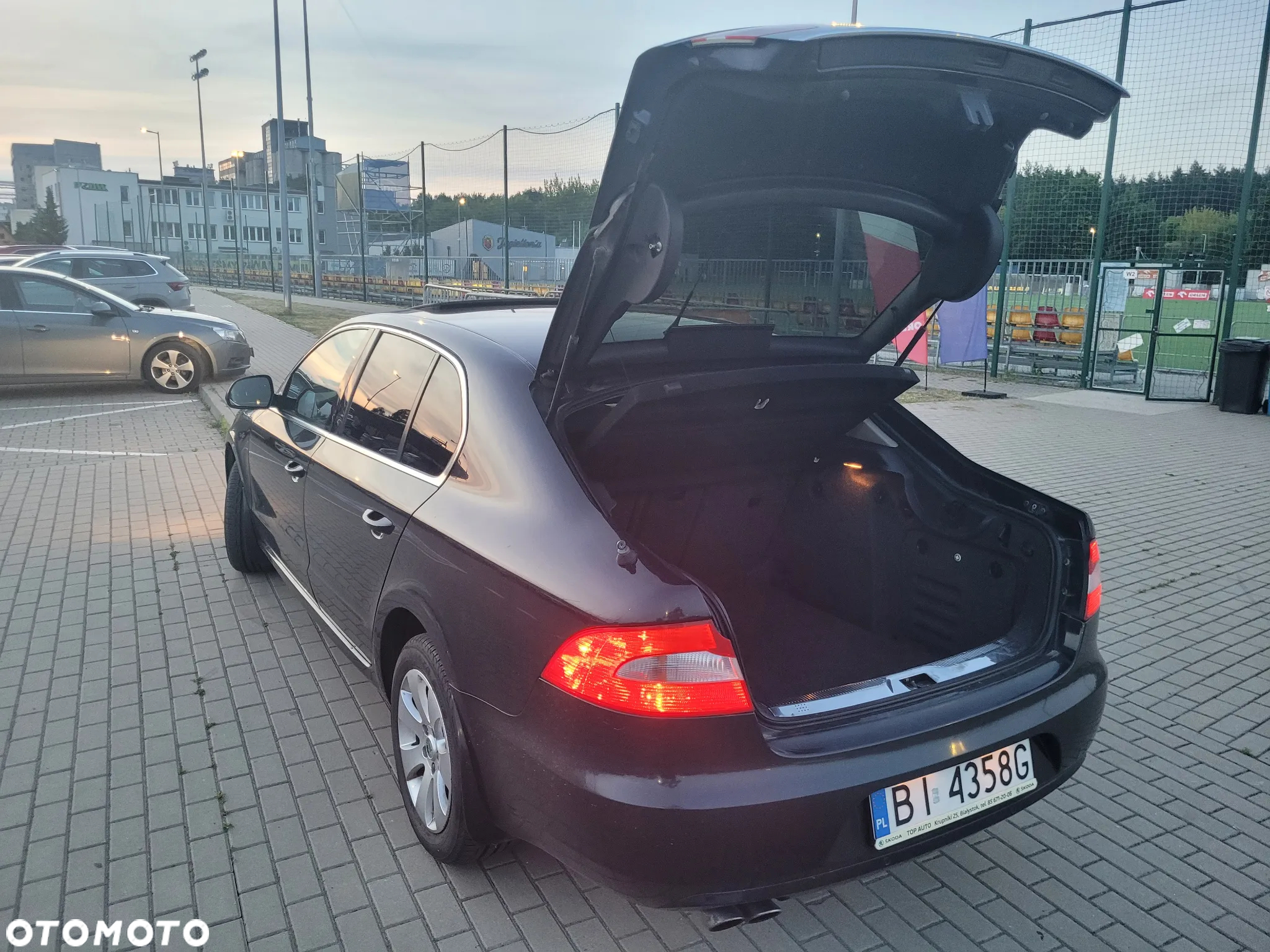 Skoda Superb 1.8 TSI Platinum DSG - 11