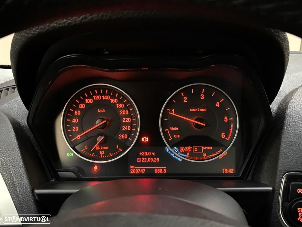 BMW 116 d EfficientDynamics Edition - 26
