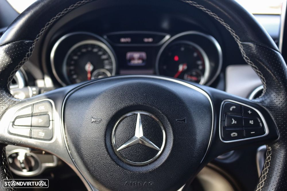 Mercedes-Benz CLA 180 d Urban - 24