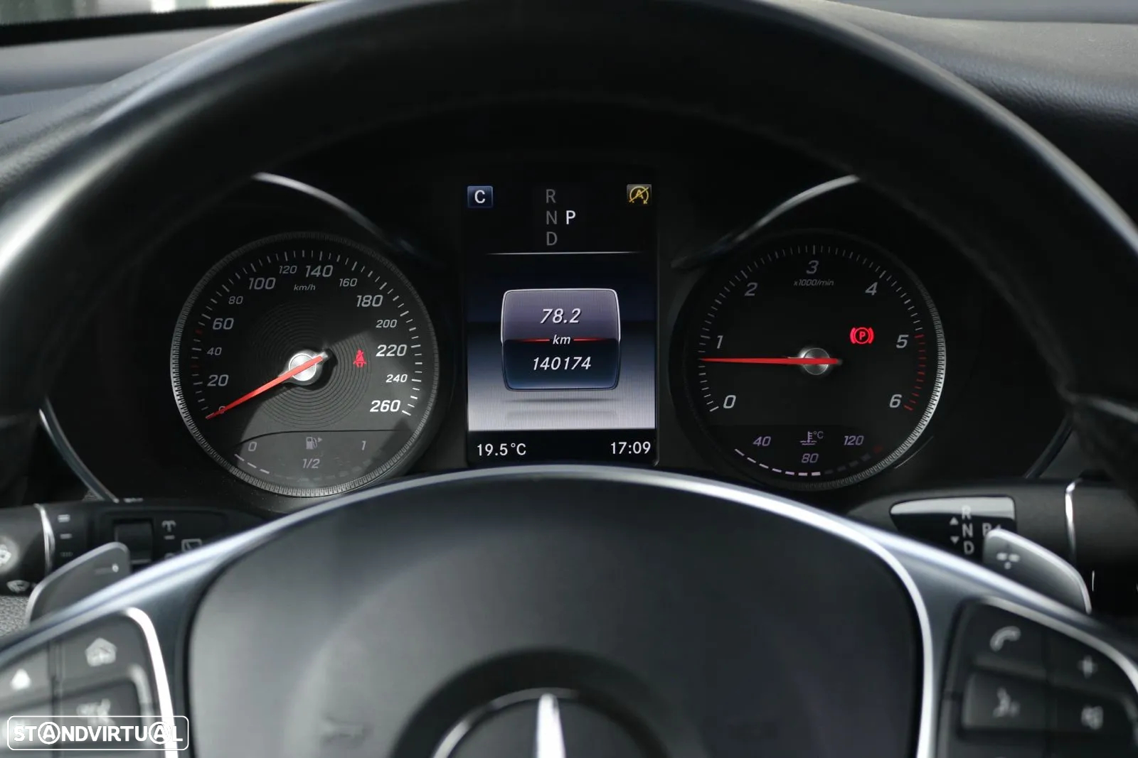 Mercedes-Benz GLC 250 d AMG Line 4-Matic - 14