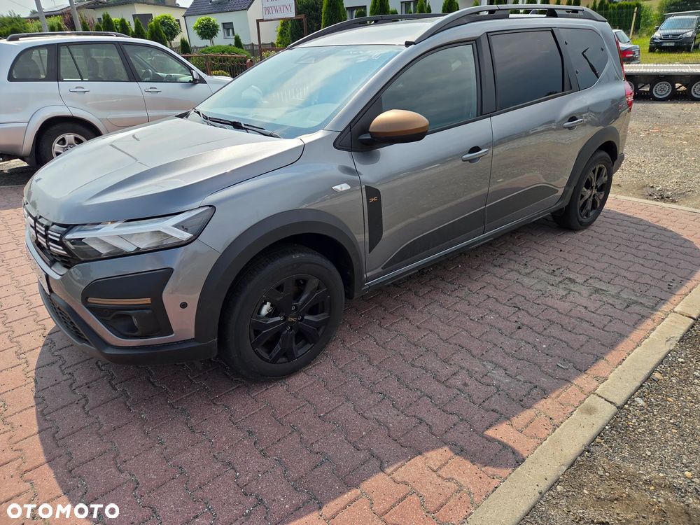 Dacia Jogger TCe 110 (7-Sitzer) Essential - 2