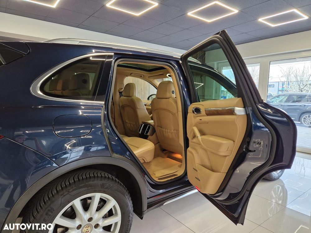 Porsche Cayenne Tiptronic S - 21